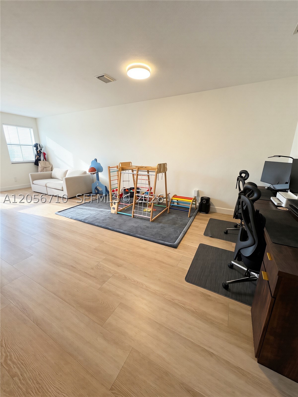COCO PALM ESTATES - Residential