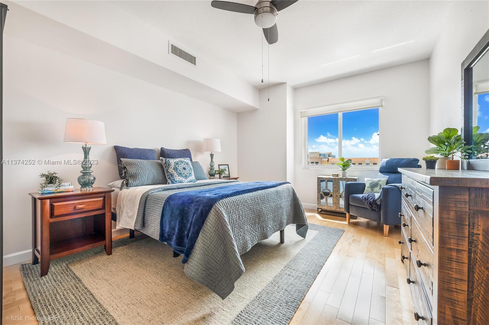 TEN ARAGON CONDO - Residential