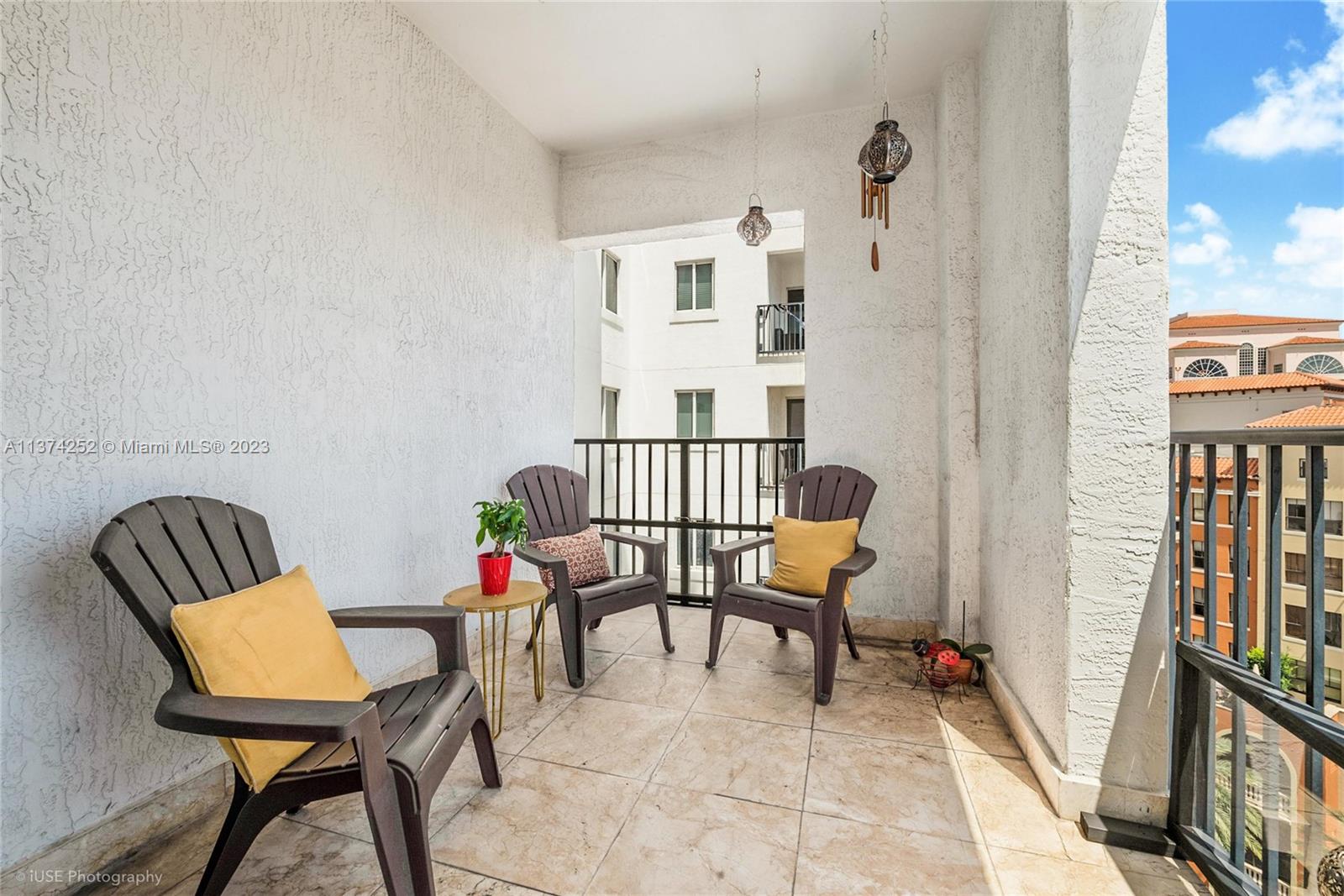 TEN ARAGON CONDO - Residential