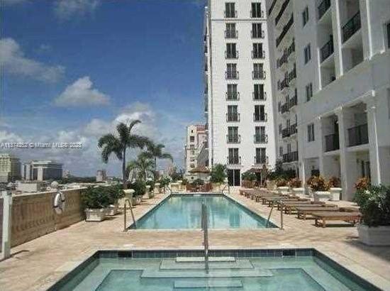 TEN ARAGON CONDO - Residential