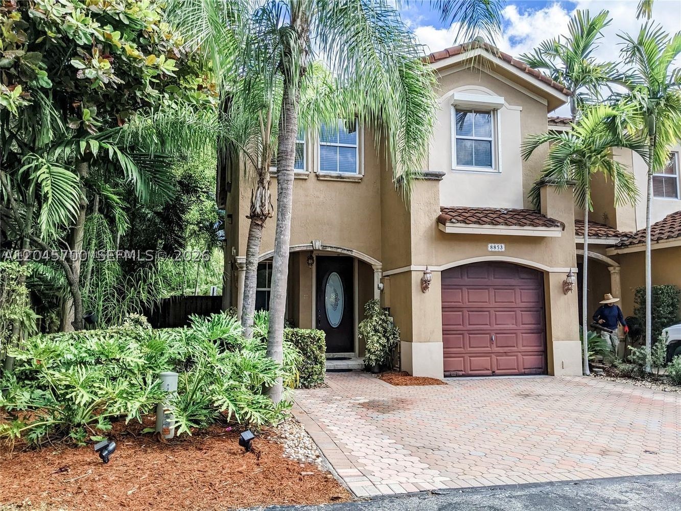 VILLA CASTILLO - Residential Lease