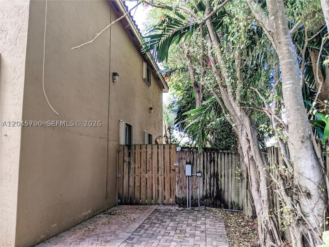 VILLA CASTILLO - Residential Lease