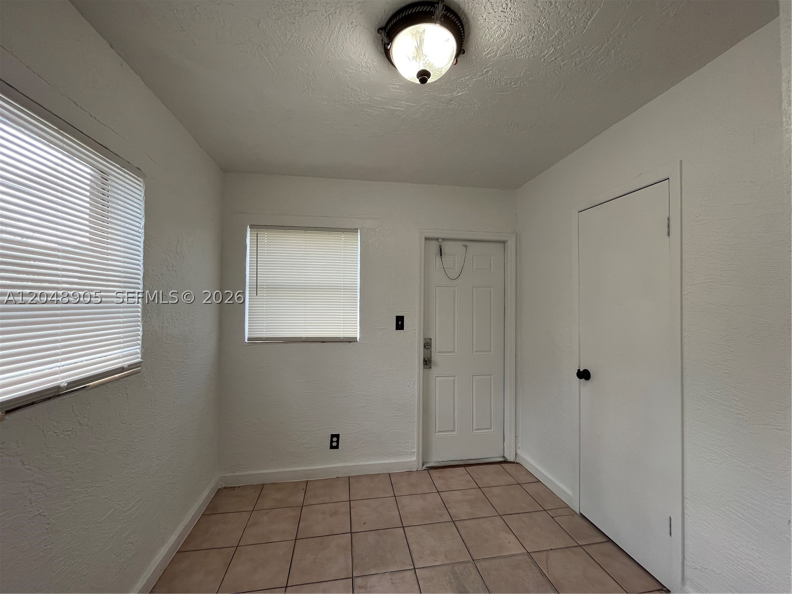 ¤33-48-42 W 50 OF E 435 - Residential Income