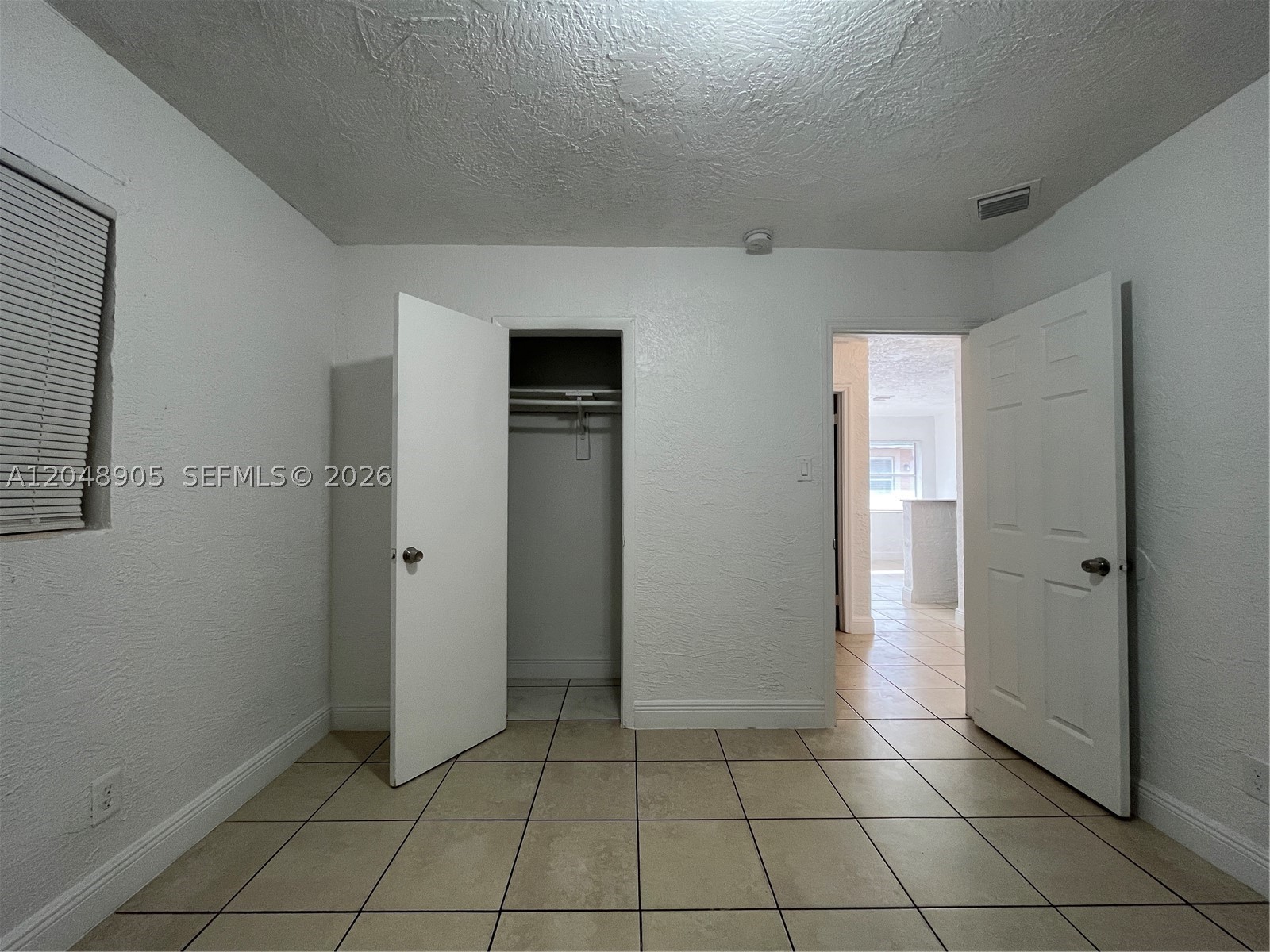 ¤33-48-42 W 50 OF E 435 - Residential Income