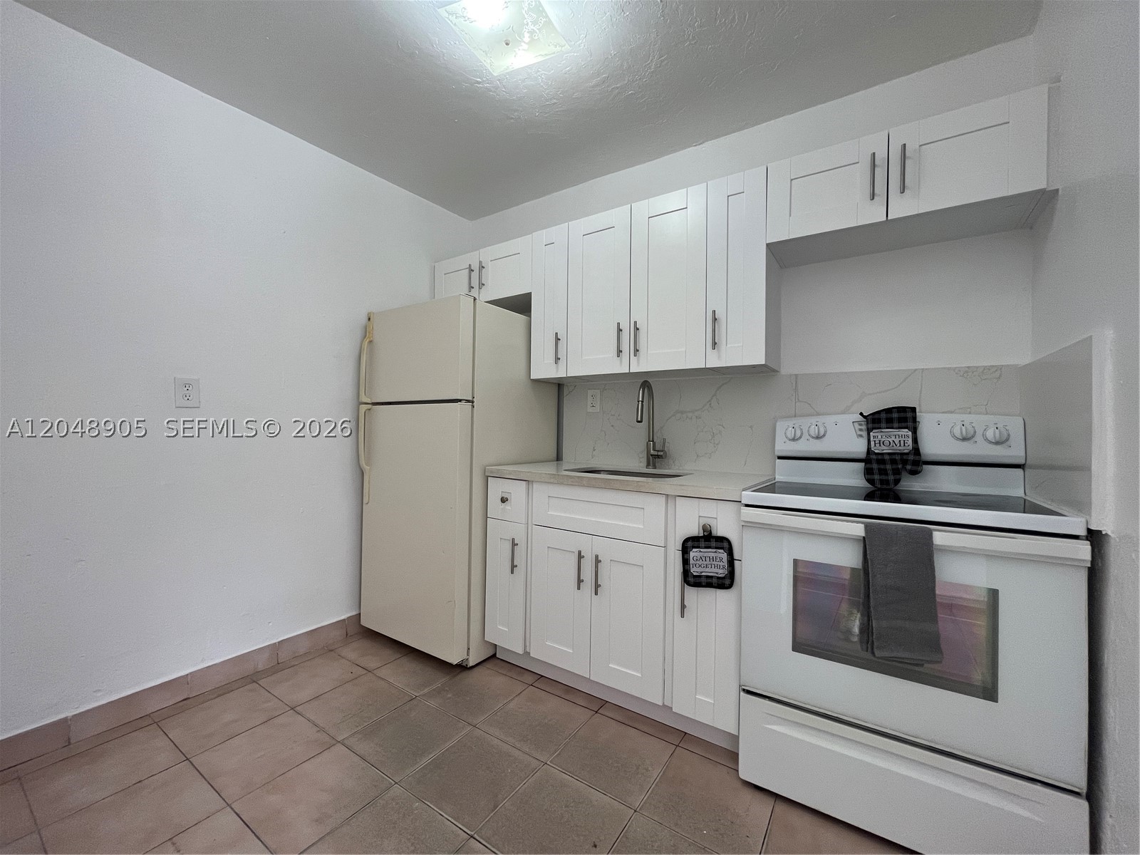 ¤33-48-42 W 50 OF E 435 - Residential Income