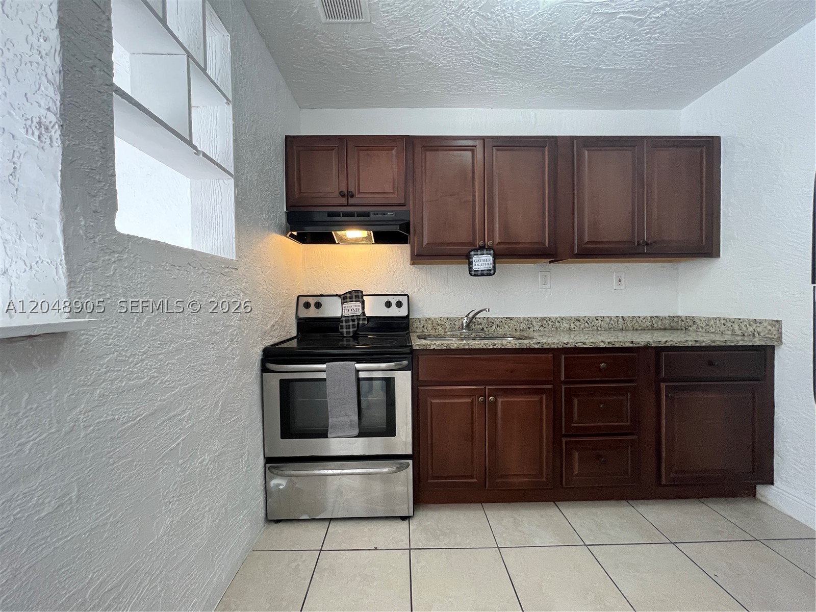 ¤33-48-42 W 50 OF E 435 - Residential Income
