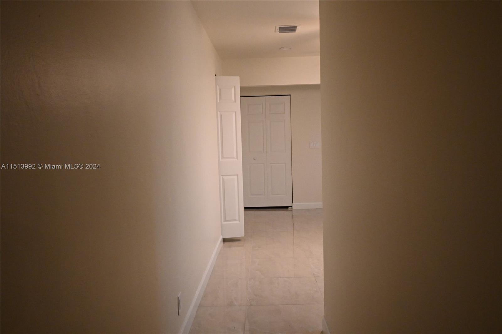DEERFIELD BEACH ESTATES S - Residential Lease
