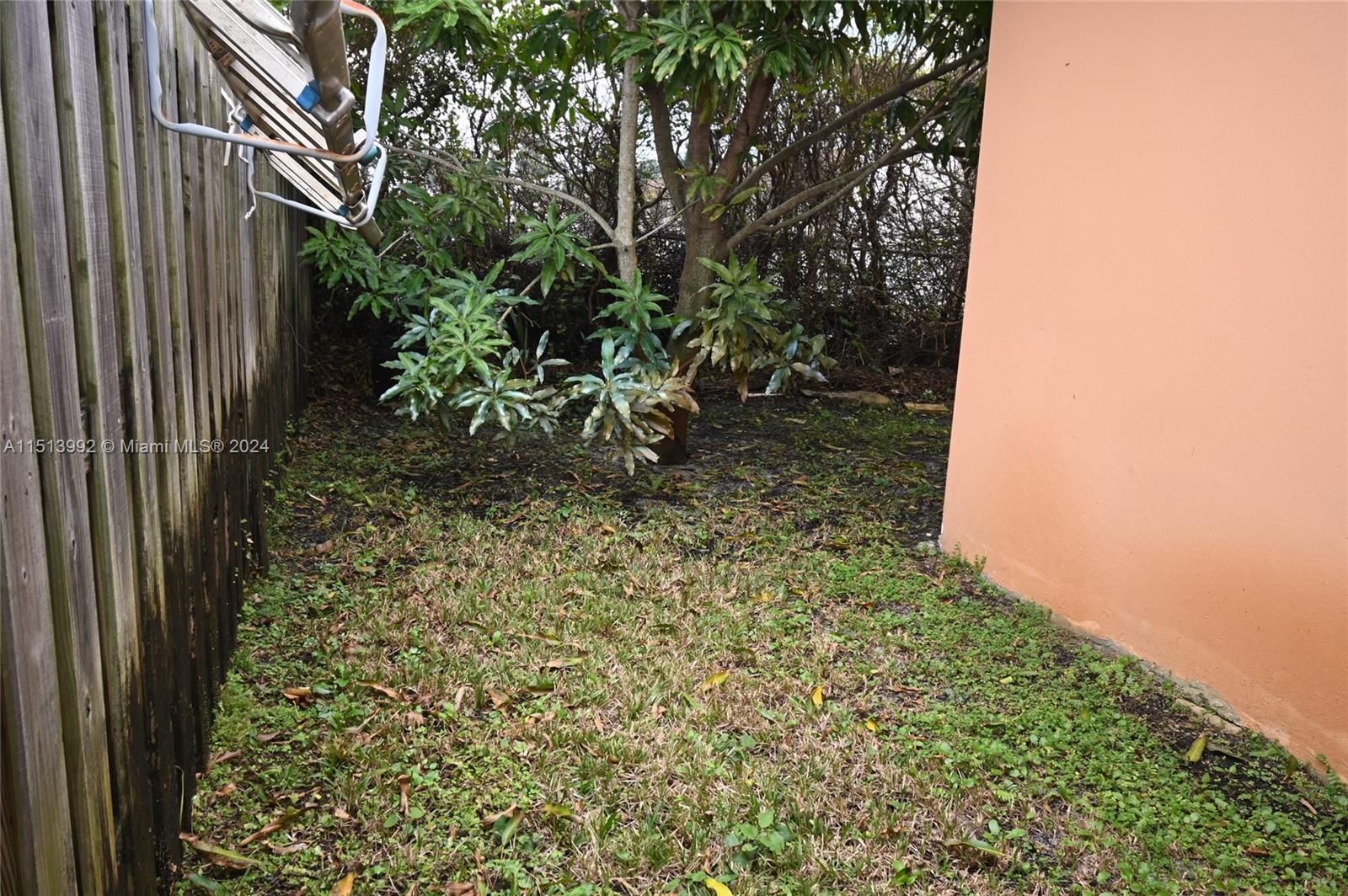 DEERFIELD BEACH ESTATES S - Residential Lease