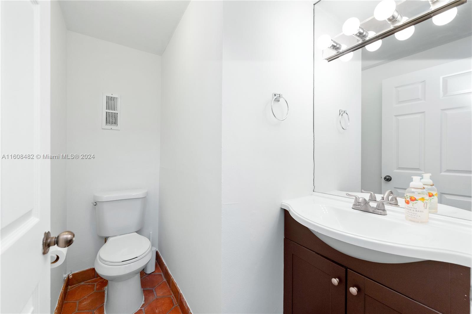 BRICKELL FOREST CONDO - Residential Lease