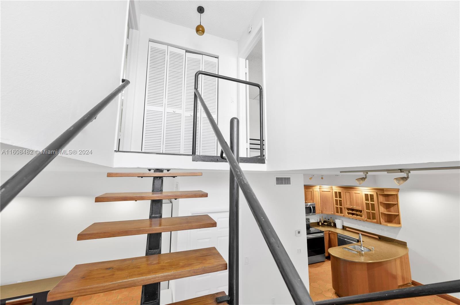 BRICKELL FOREST CONDO - Residential Lease