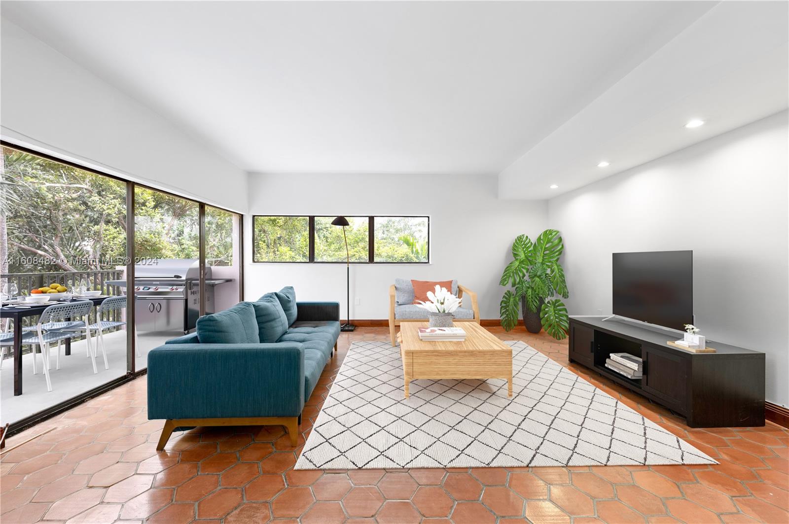 BRICKELL FOREST CONDO - Residential Lease