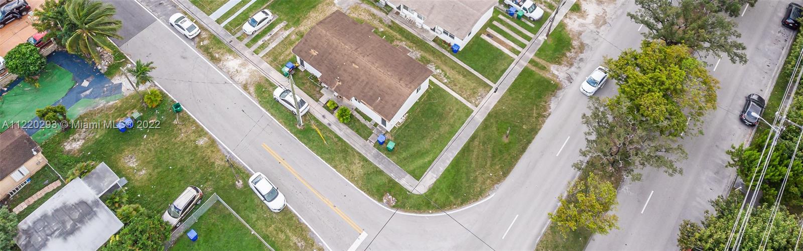This duplex features a 1/1 layout in each unit. The duplex has been fully remodeled including the impact windows. Plenty of parking. It is in an excellent location closet to Marlins park and a short drive to downtown Miami.