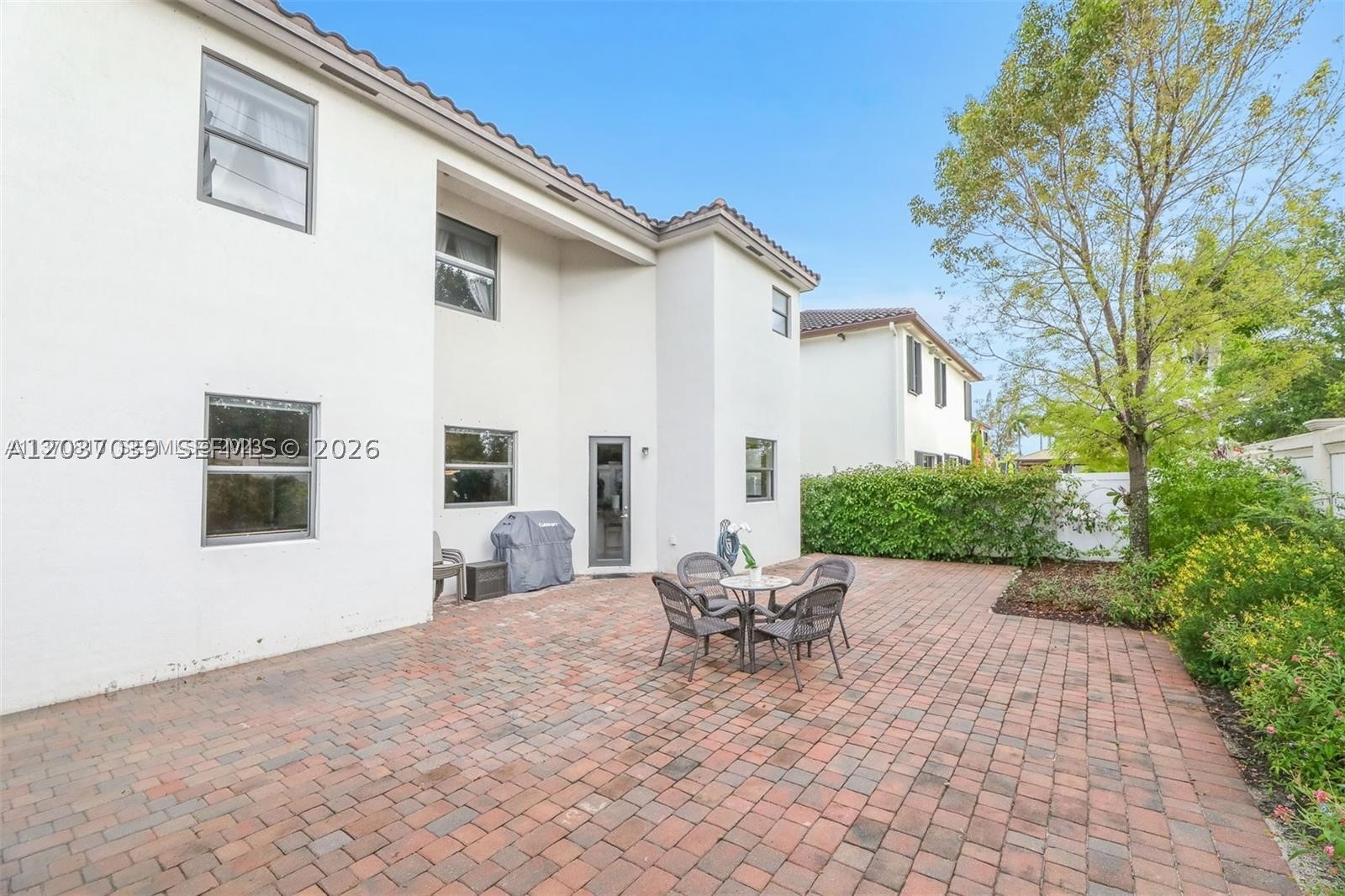 BONTERRA - Residential Lease