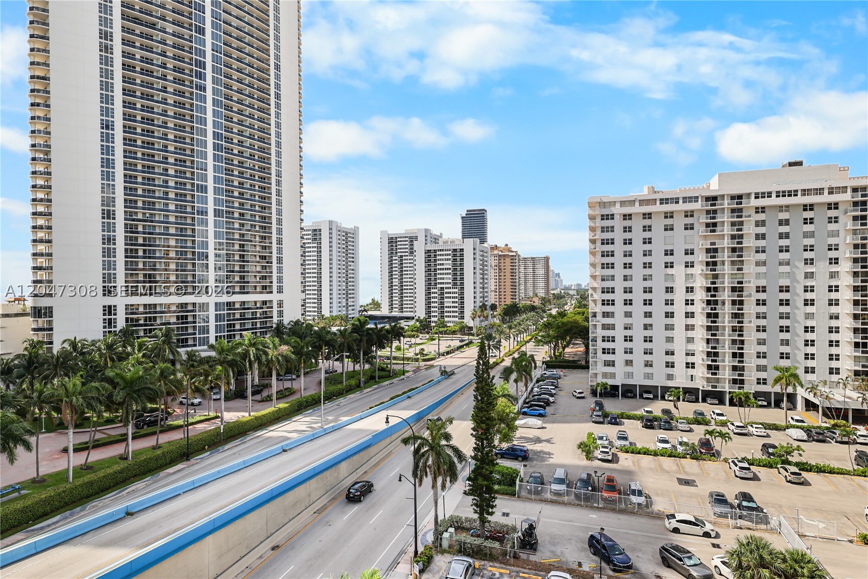 IMPERIAL TOWERS CONDO - Residential