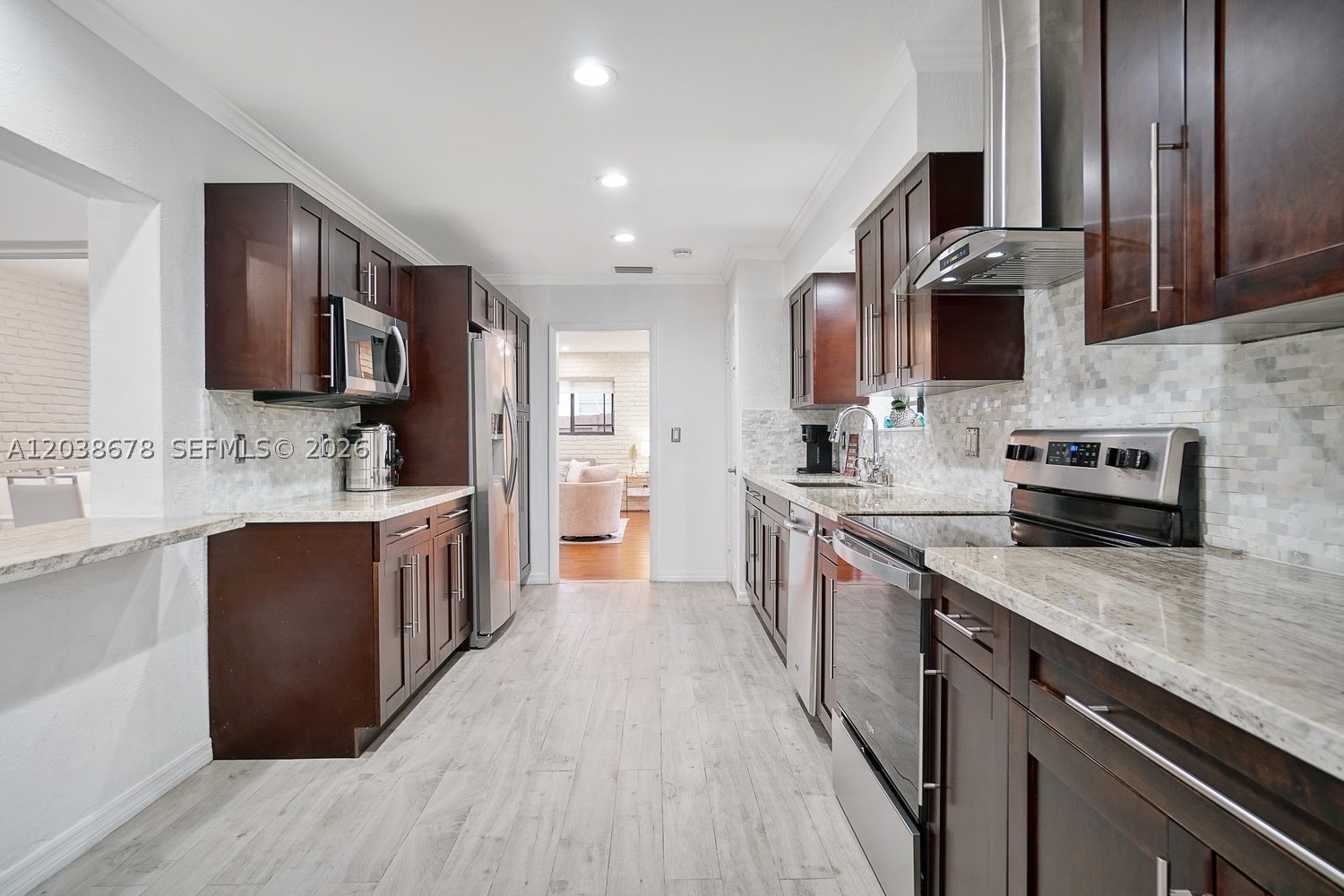 PICKWICK LAKE ESTATES SEC - Residential