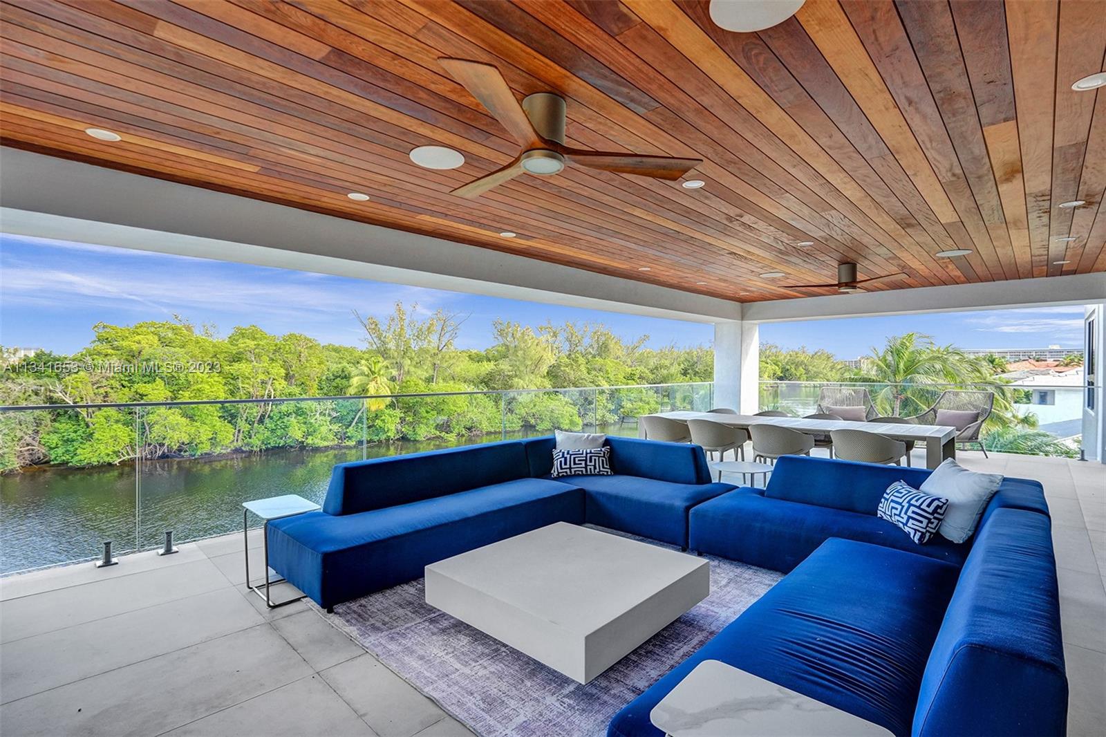 LITTLE HARBOR ON THE HILL - Residential