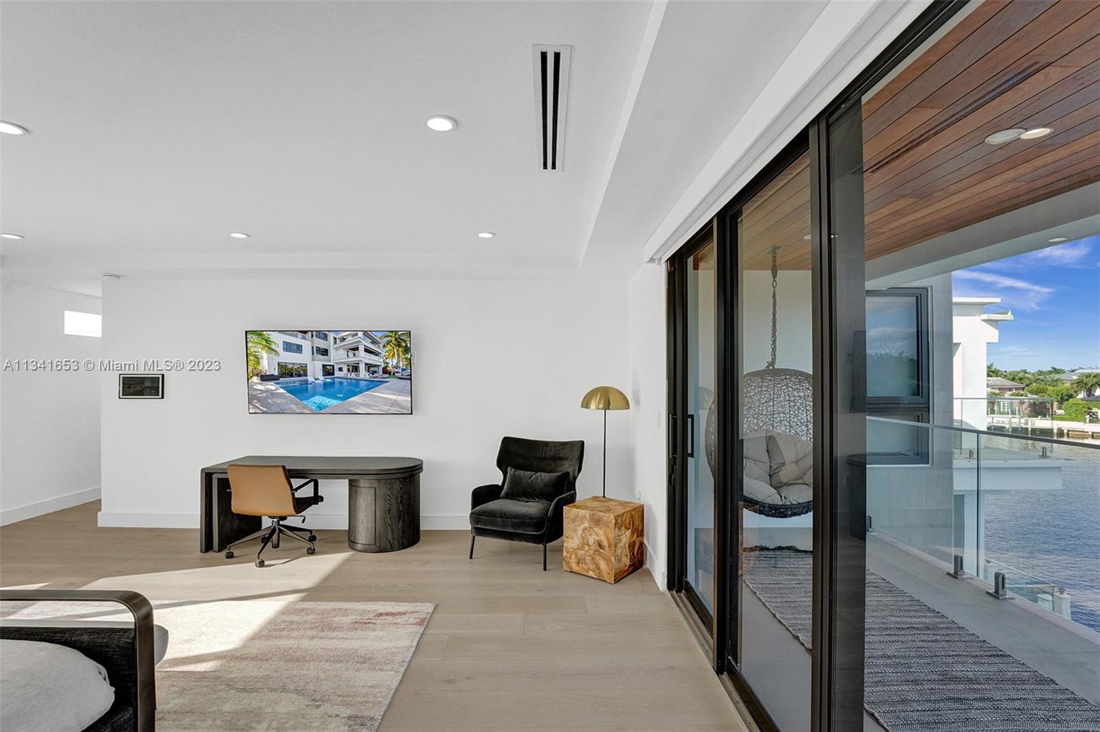 LITTLE HARBOR ON THE HILL - Residential