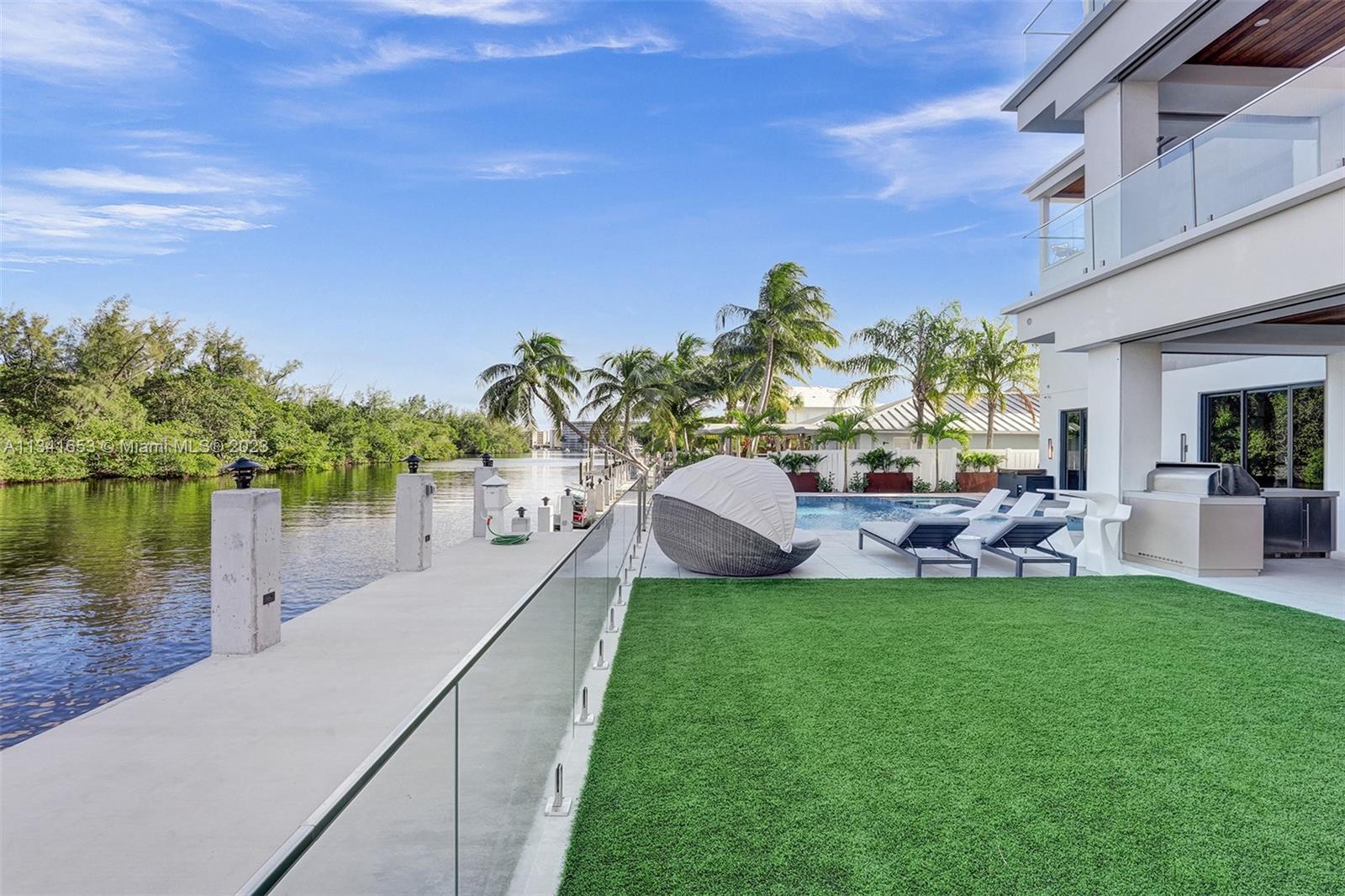 LITTLE HARBOR ON THE HILL - Residential