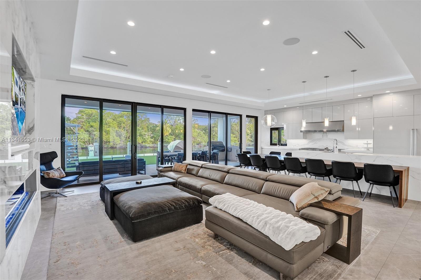 LITTLE HARBOR ON THE HILL - Residential