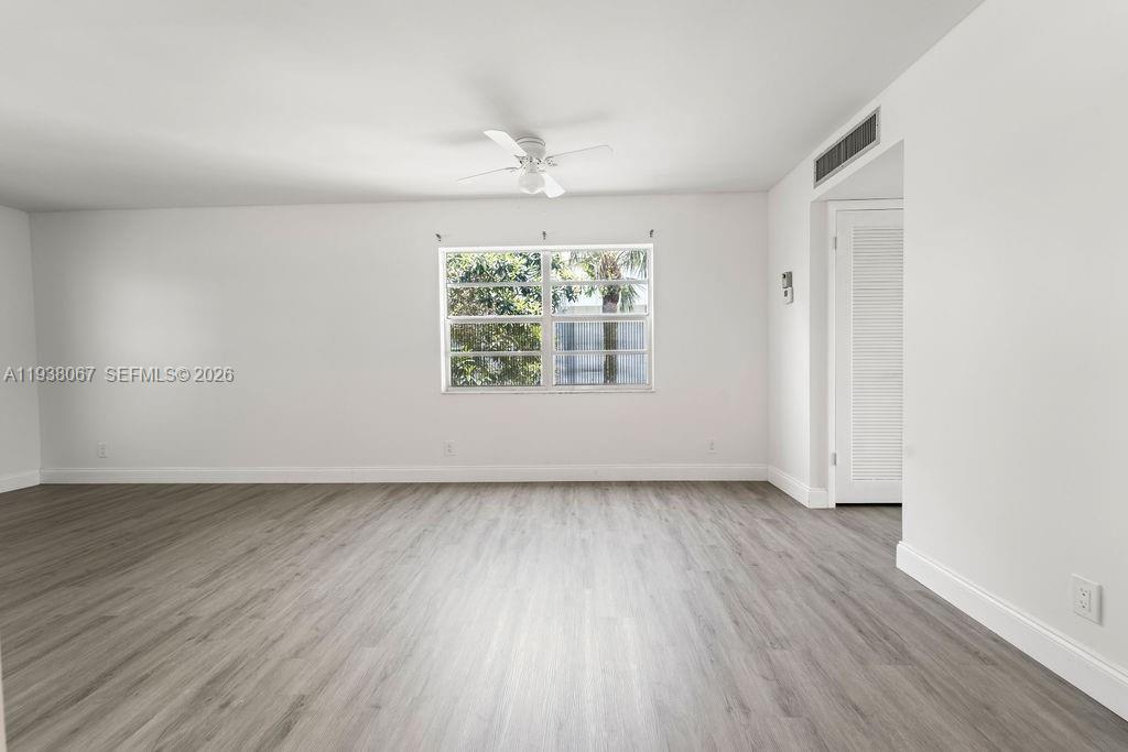 KINGS POINT NORMANDY COND - Residential