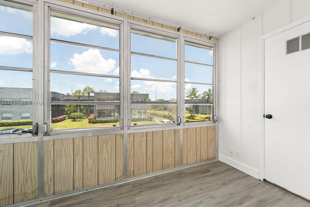 KINGS POINT NORMANDY COND - Residential