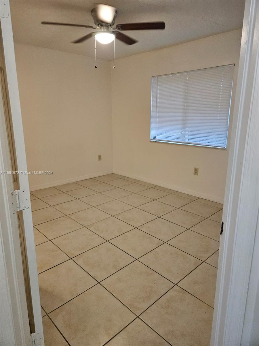 VENETIA GARDENS SOUTH CON - Residential