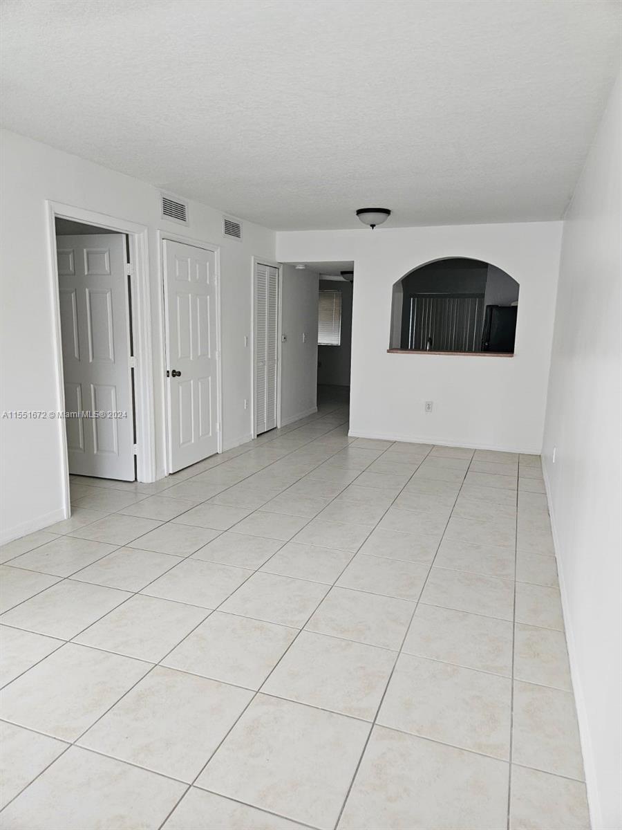 VENETIA GARDENS SOUTH CON - Residential
