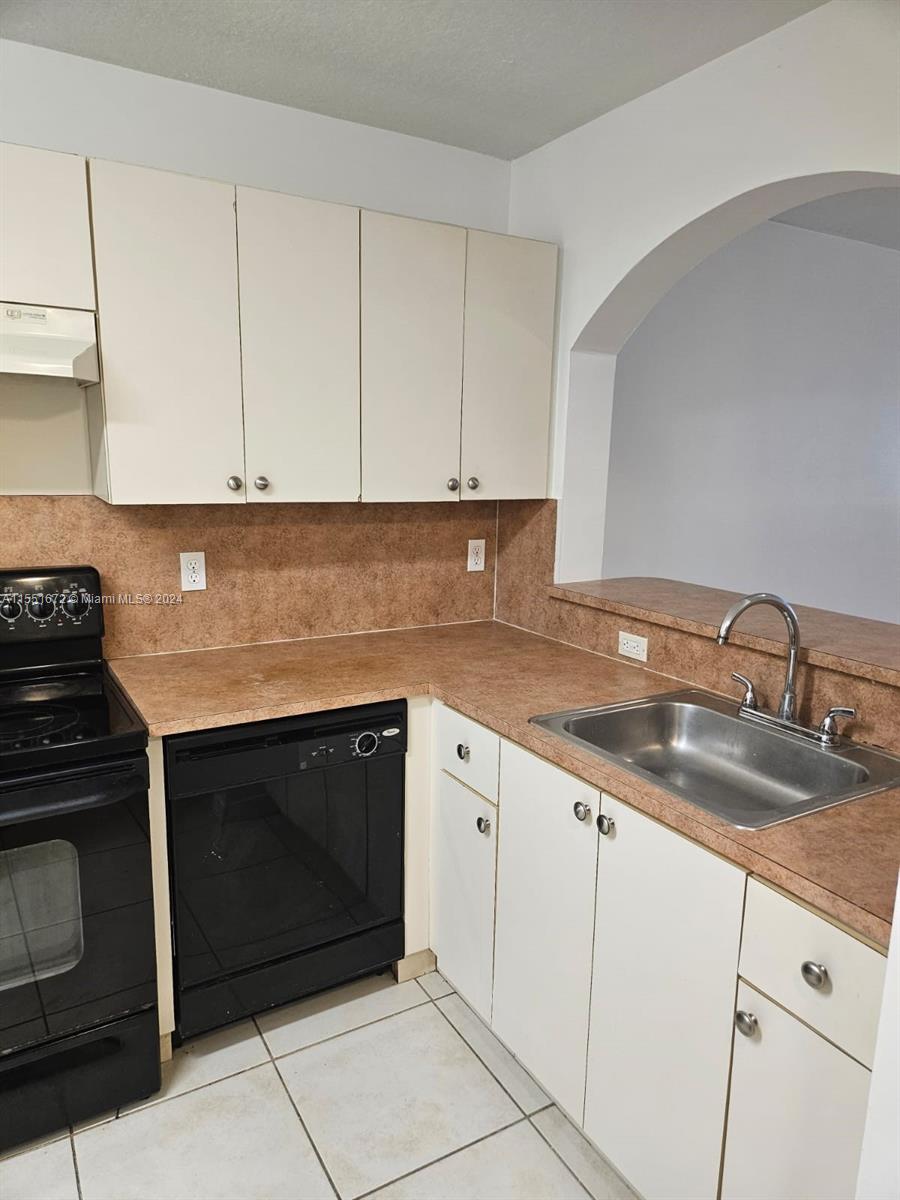 VENETIA GARDENS SOUTH CON - Residential