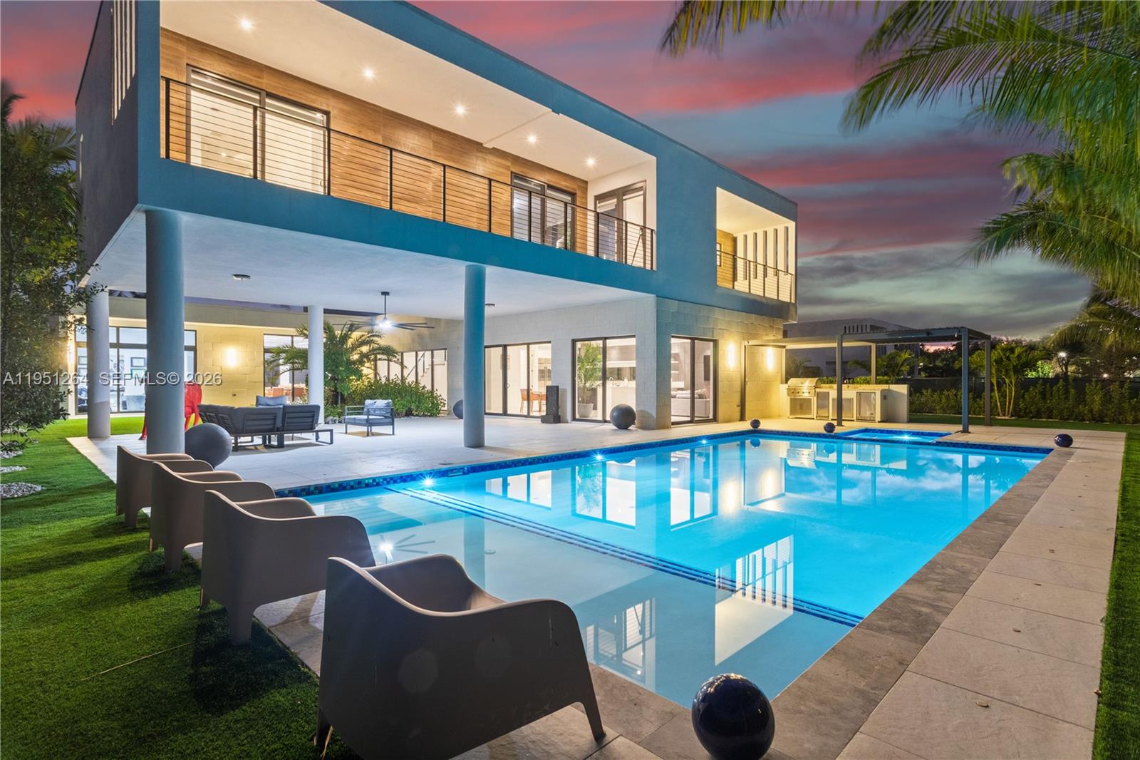 WESTON ESTATES - Residential