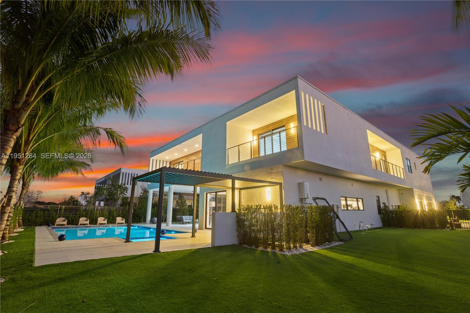 WESTON ESTATES - Residential