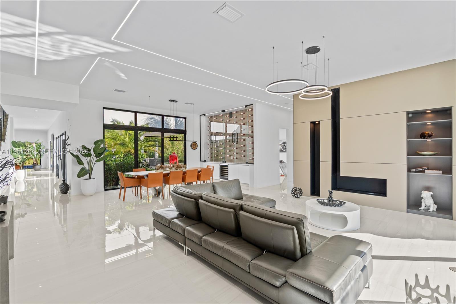 WESTON ESTATES - Residential