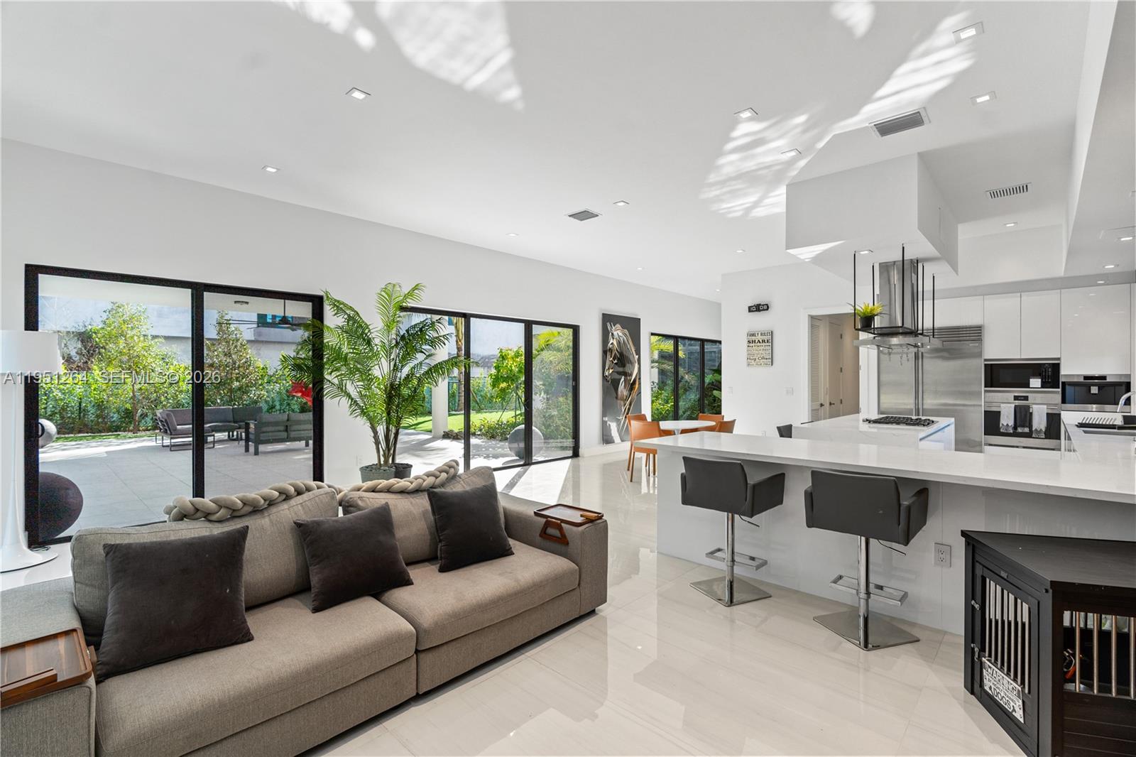 WESTON ESTATES - Residential