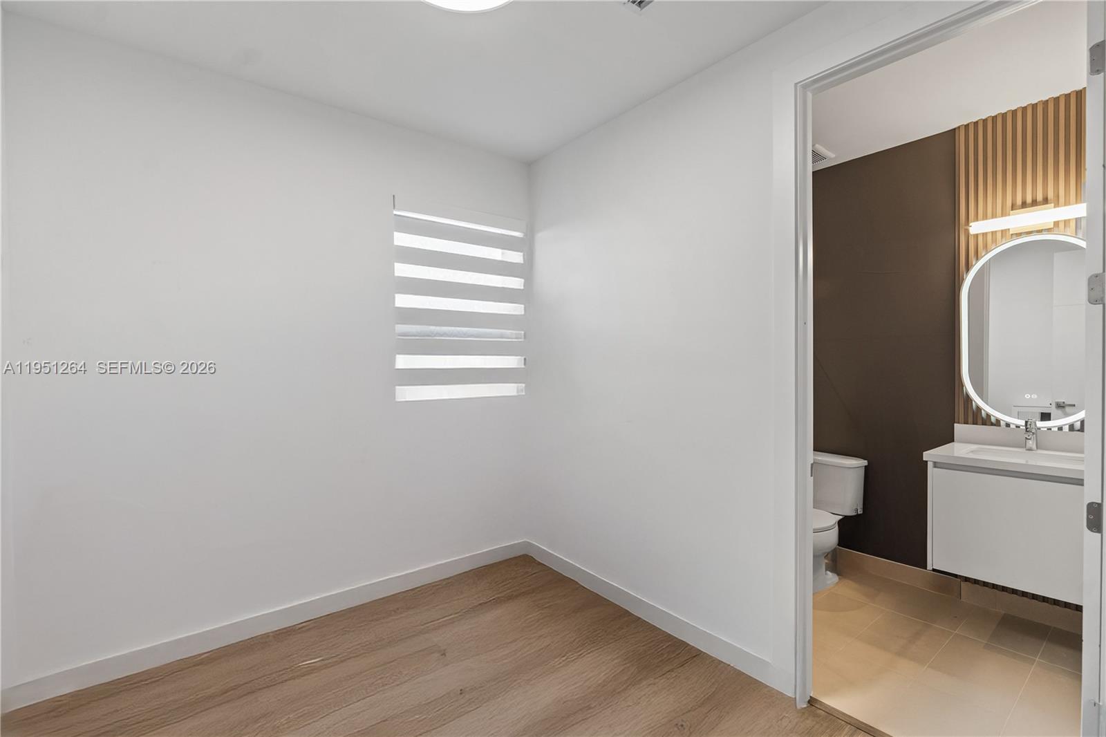 WESTON ESTATES - Residential