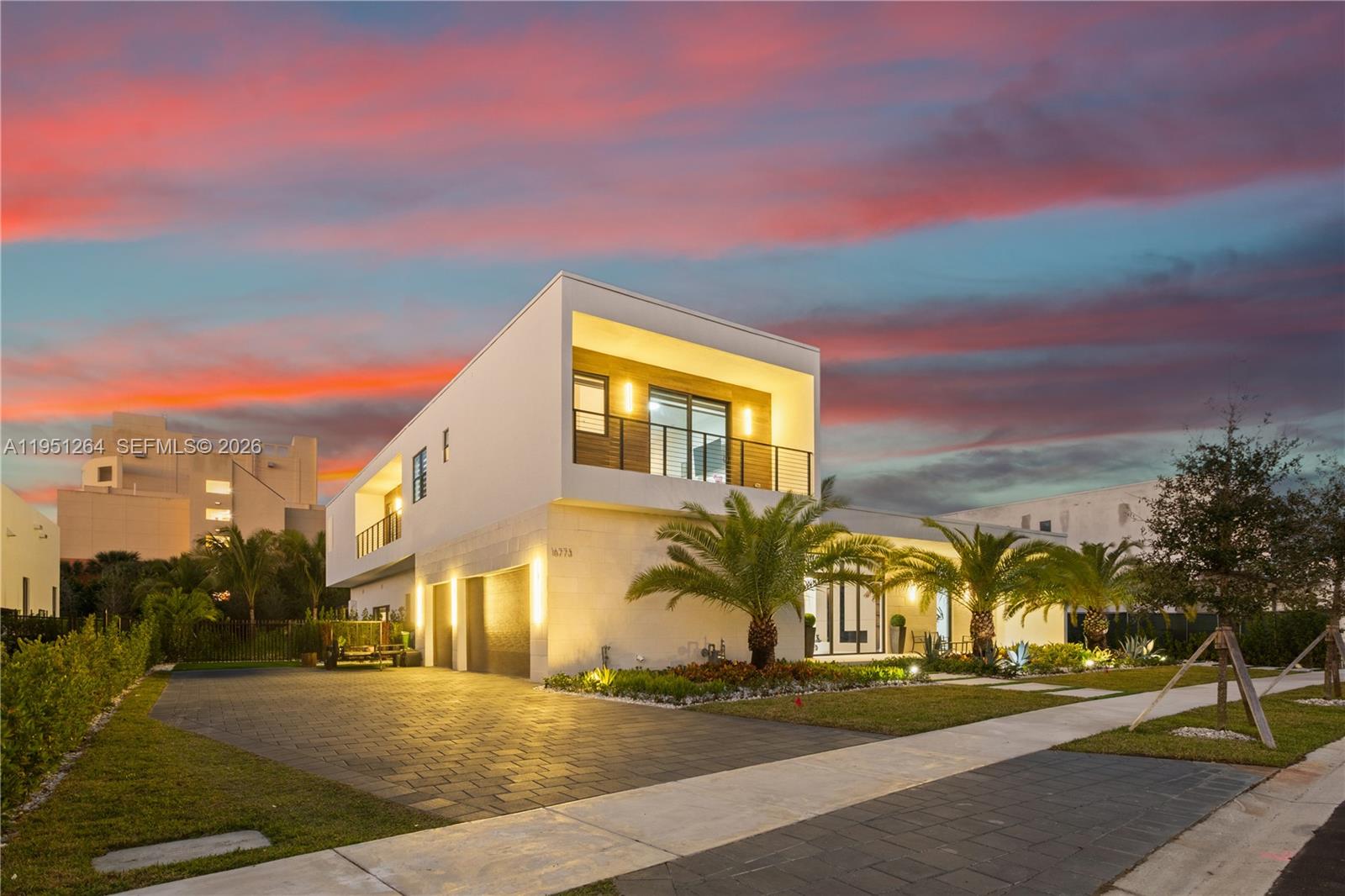 WESTON ESTATES - Residential