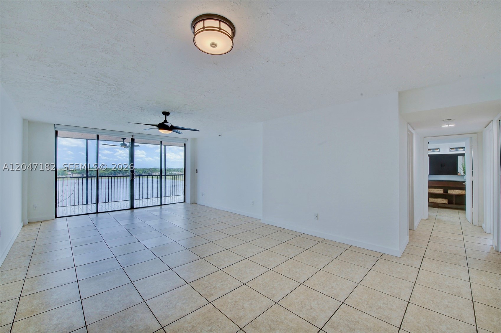 LAKEVIEW OF THE CALF CLUB - Residential Lease
