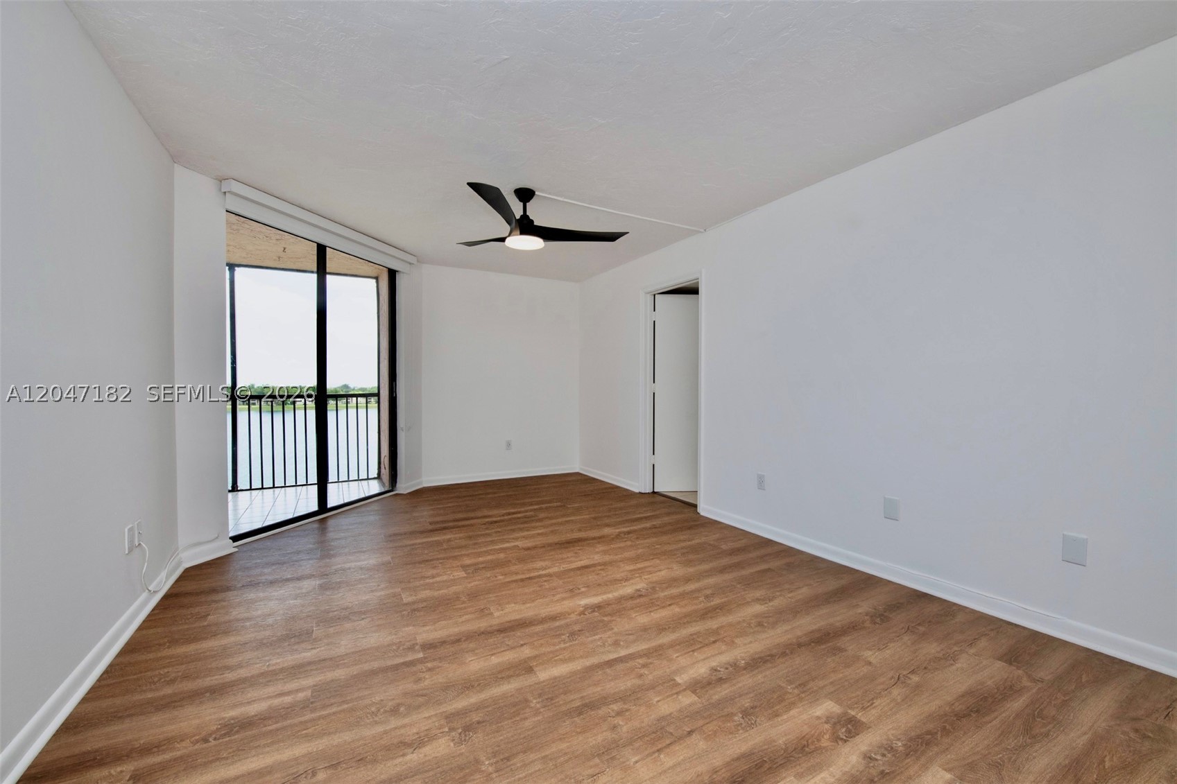 LAKEVIEW OF THE CALF CLUB - Residential Lease