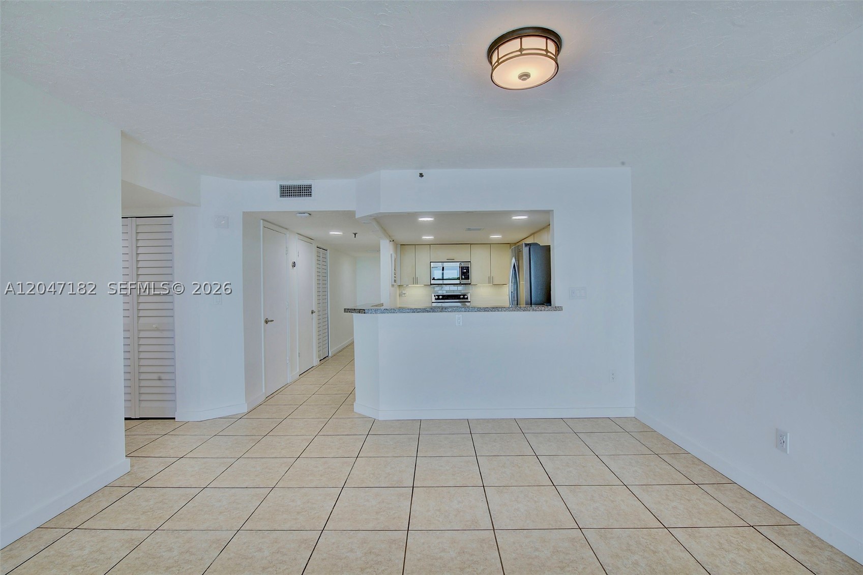 LAKEVIEW OF THE CALF CLUB - Residential Lease