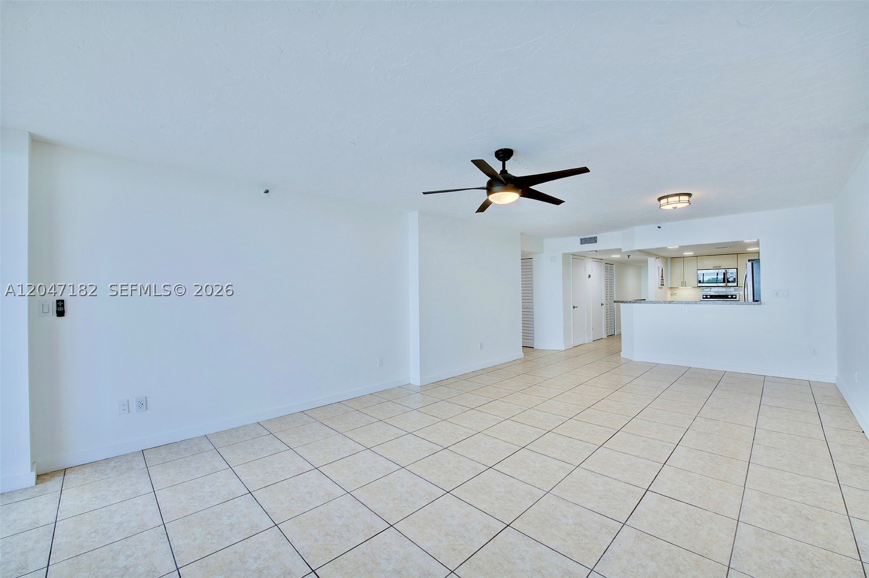 LAKEVIEW OF THE CALF CLUB - Residential Lease