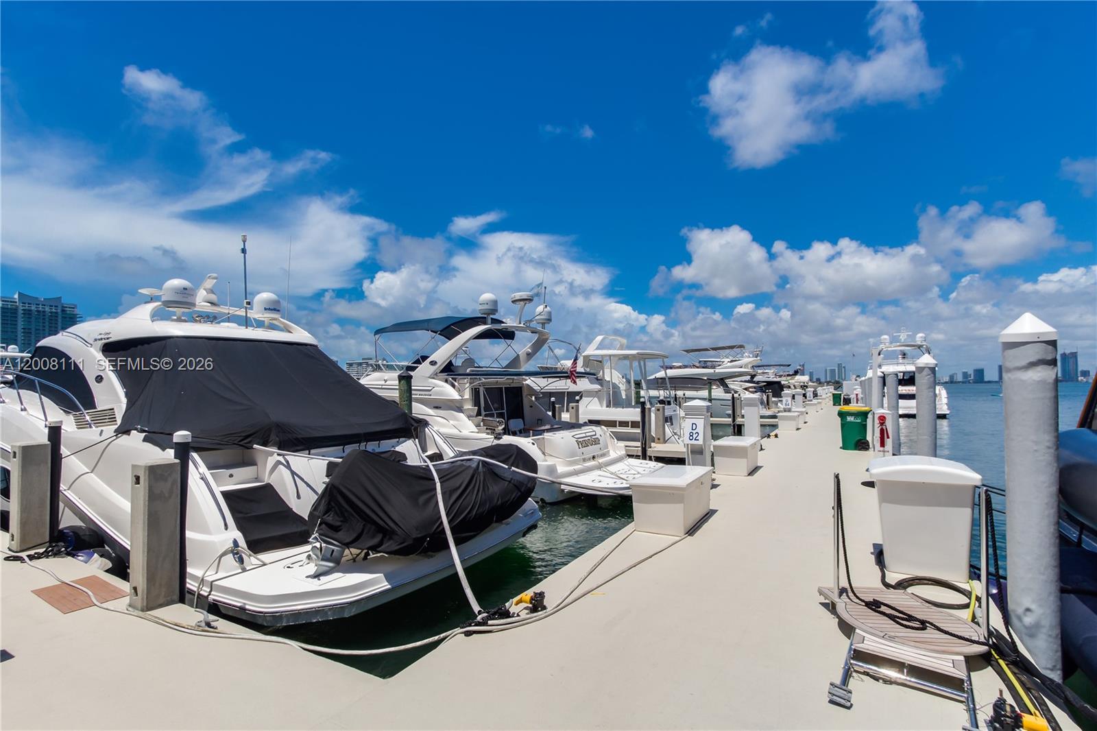 SUNSET HARBOUR SOUTH COND - Residential