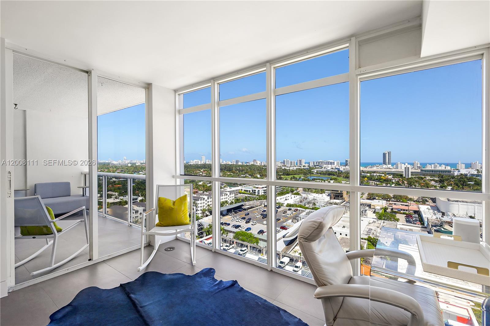 SUNSET HARBOUR SOUTH COND - Residential