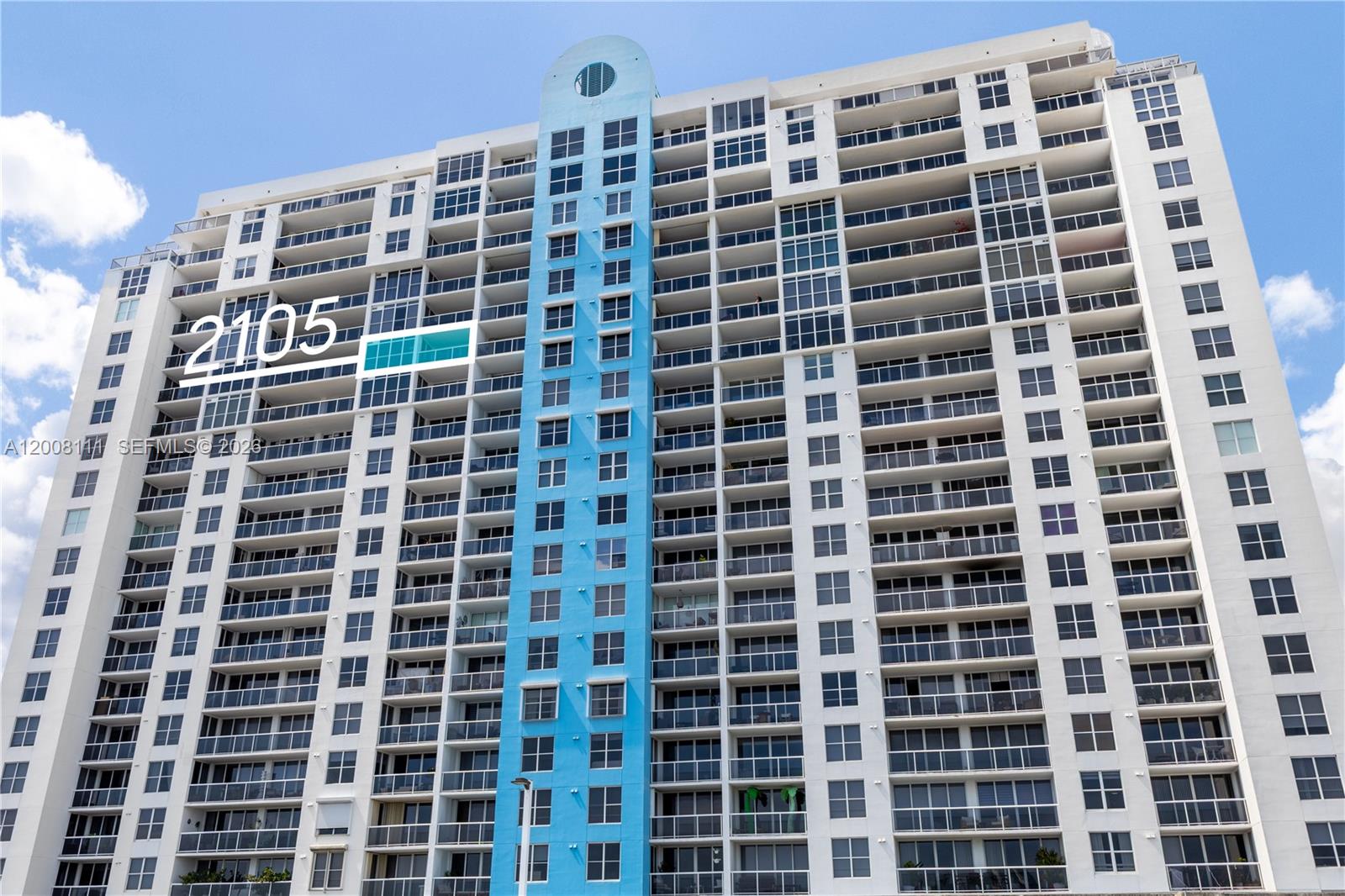 SUNSET HARBOUR SOUTH COND - Residential