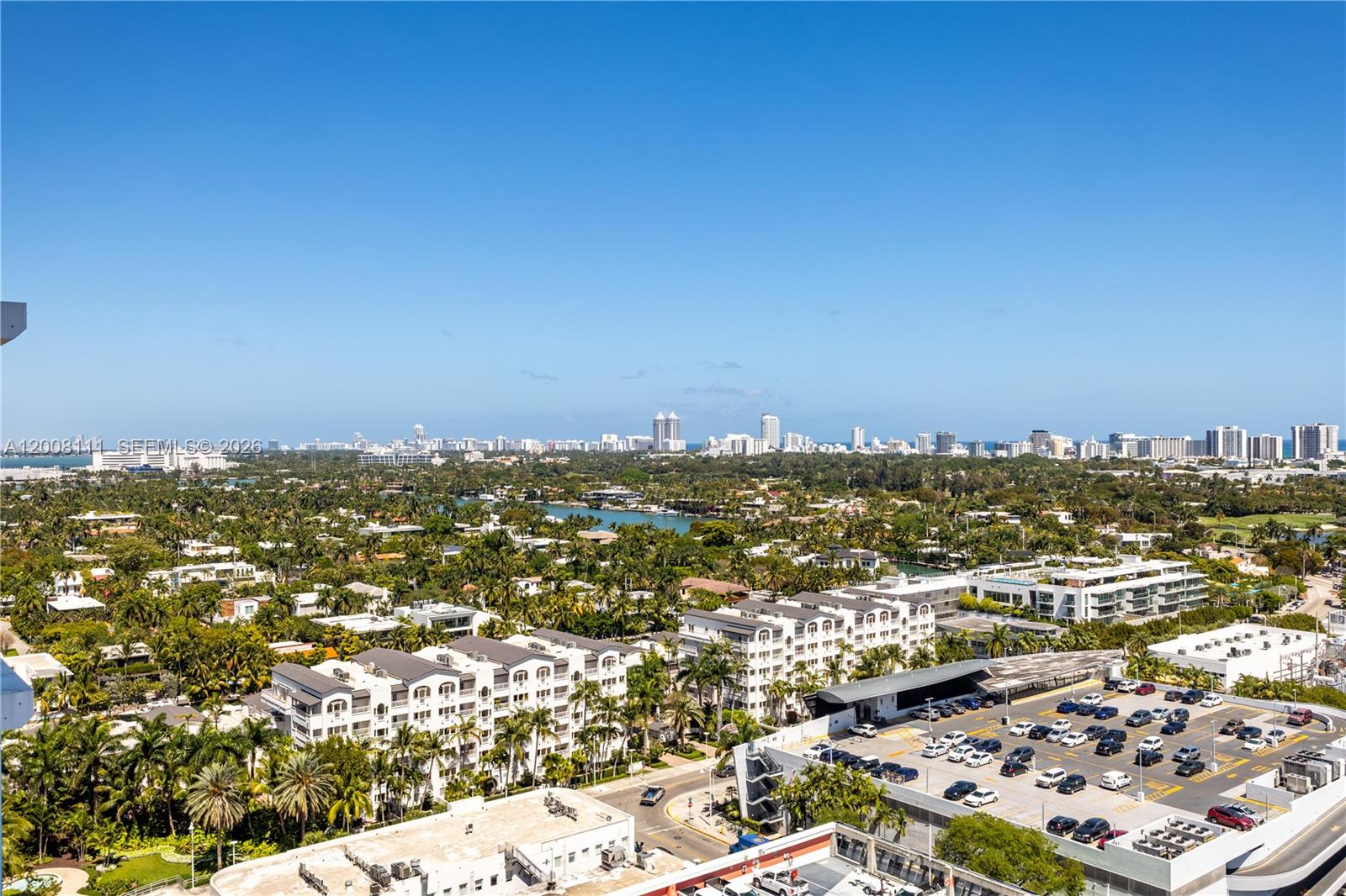 SUNSET HARBOUR SOUTH COND - Residential
