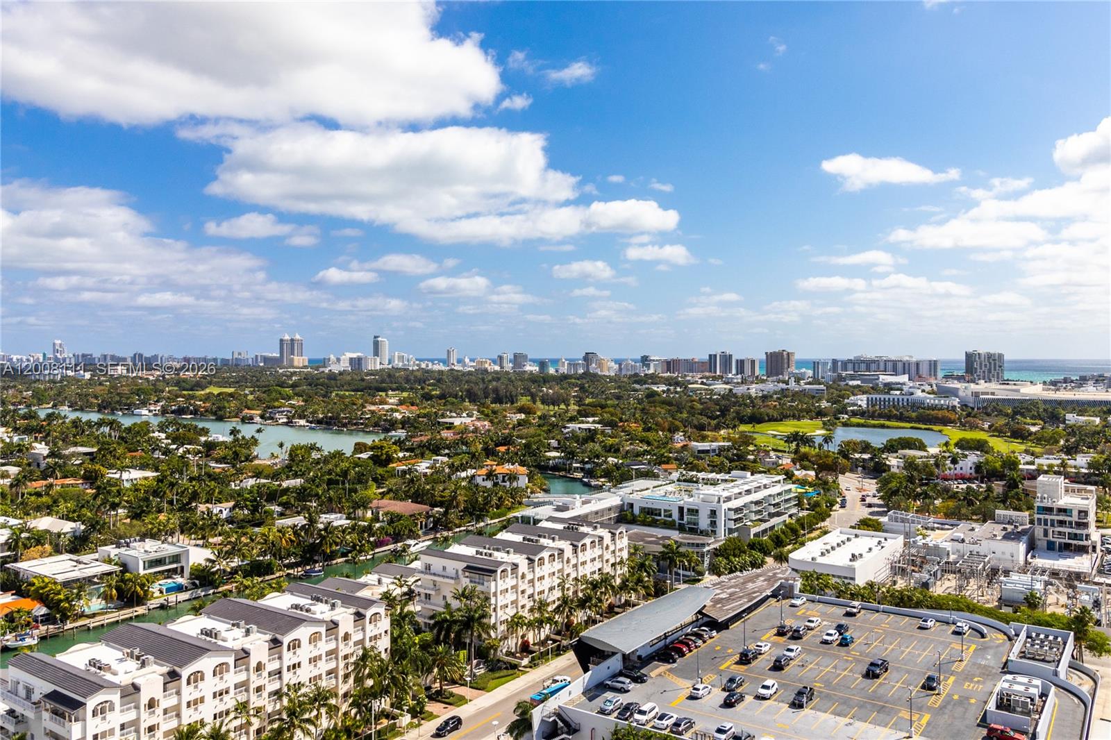 SUNSET HARBOUR SOUTH COND - Residential