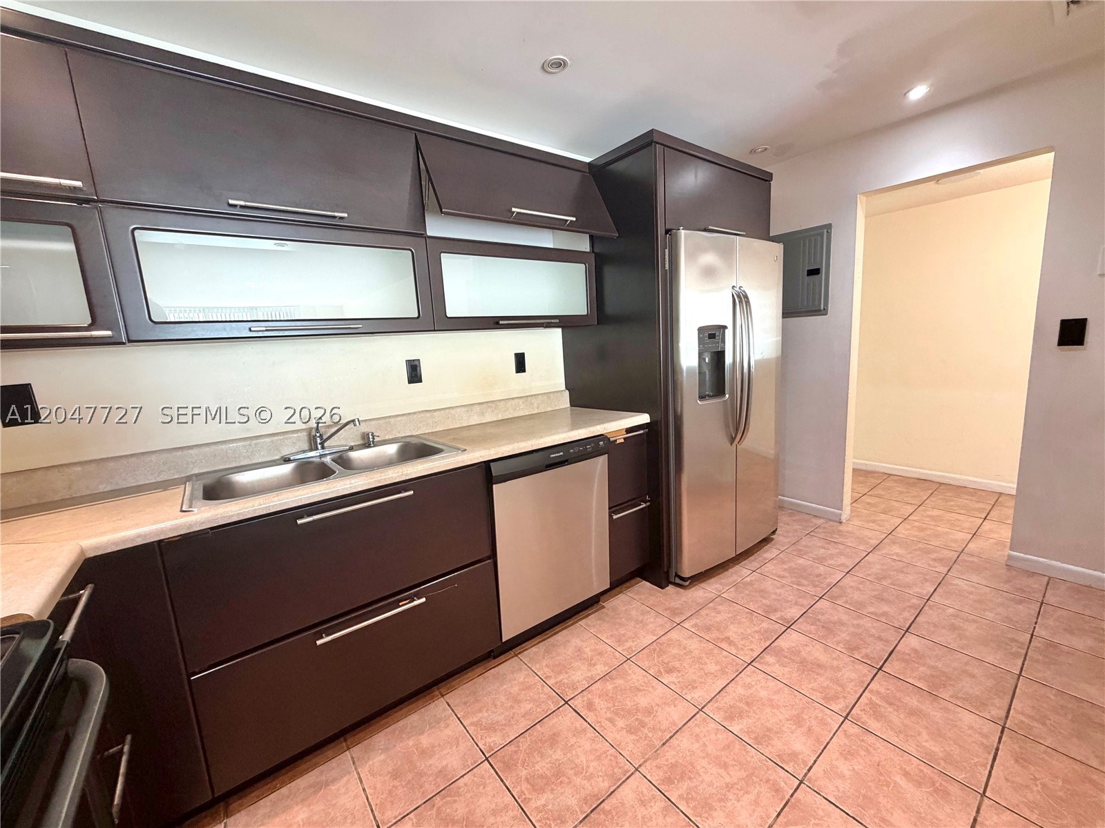OCEANVIEW BUILDING B COND - Residential