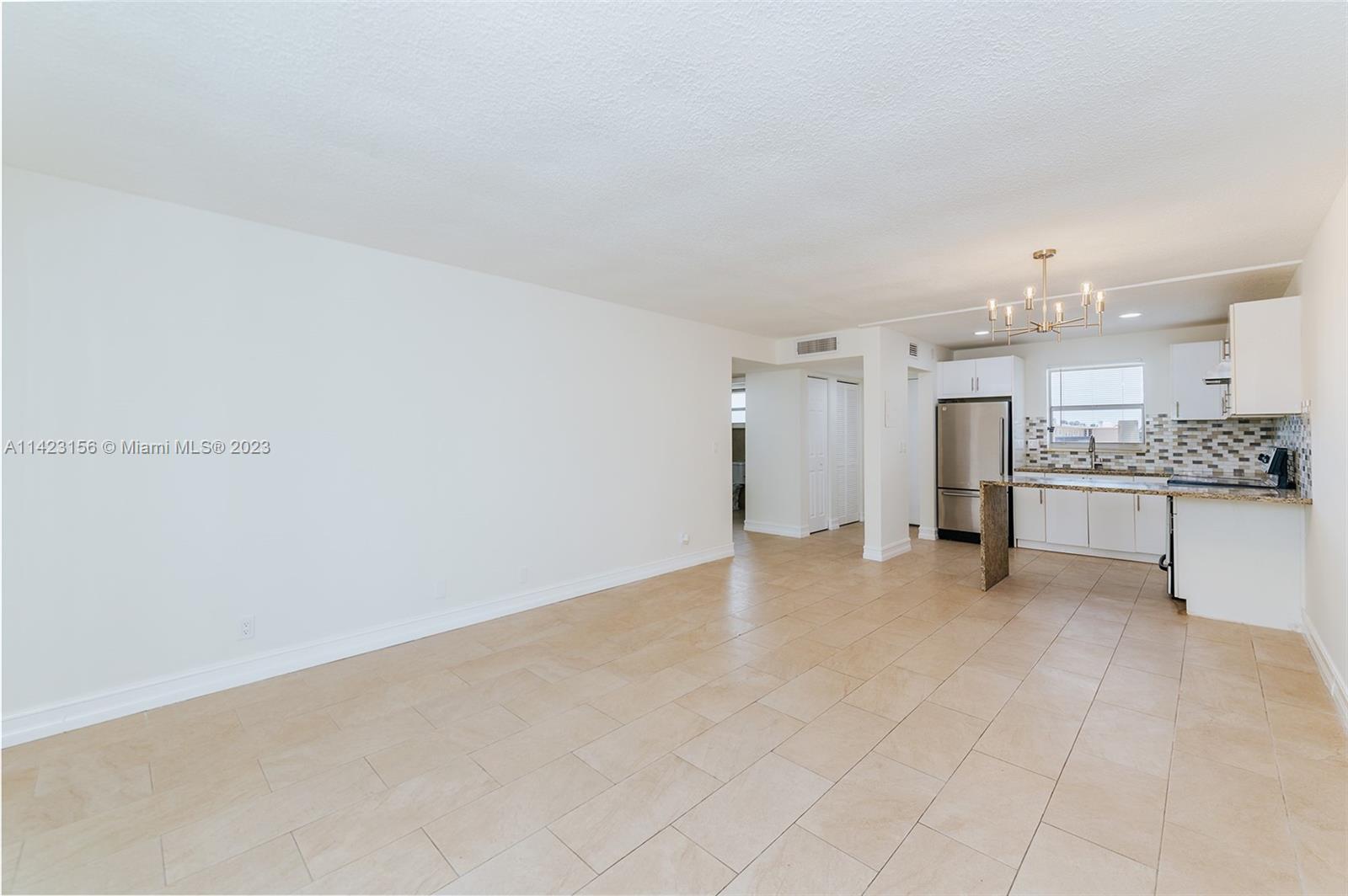 LAKESIDE VILLAGE CONDO 10 - Residential
