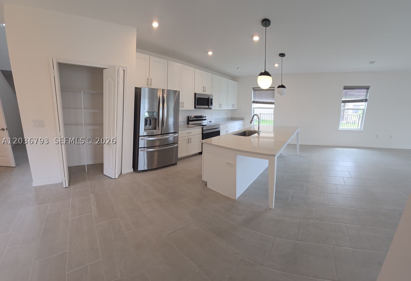 VERANO SOUTH PUD 1 - POD - Residential Lease