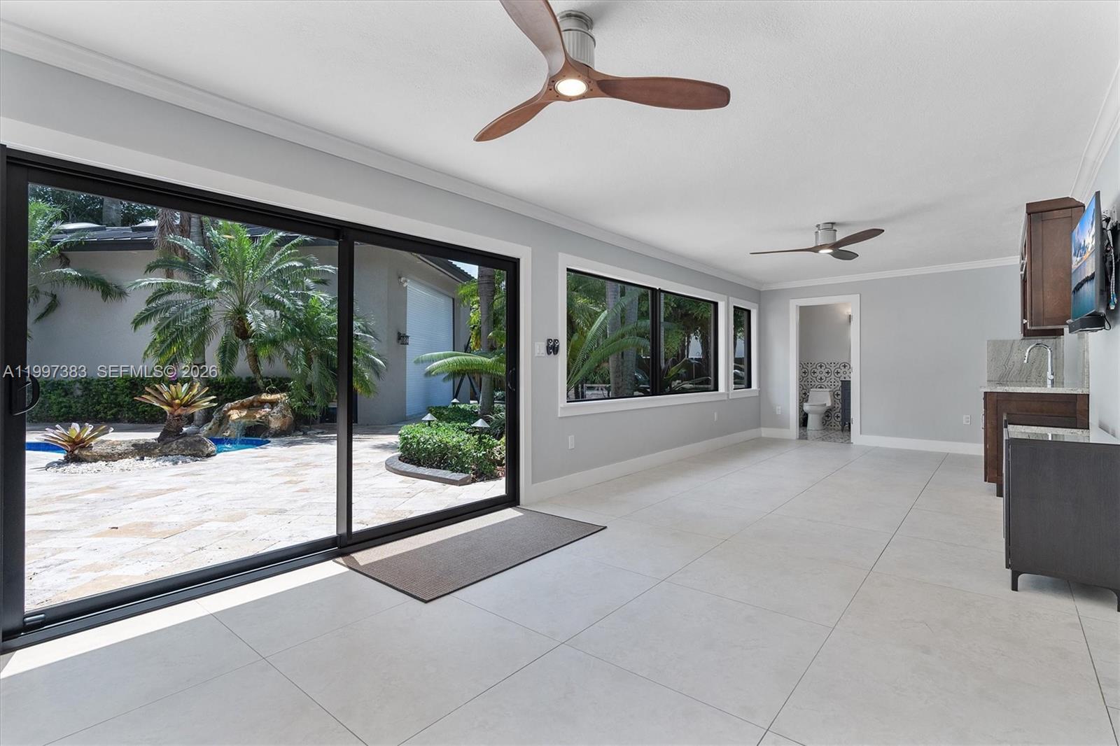 KINGS GROVE - Residential