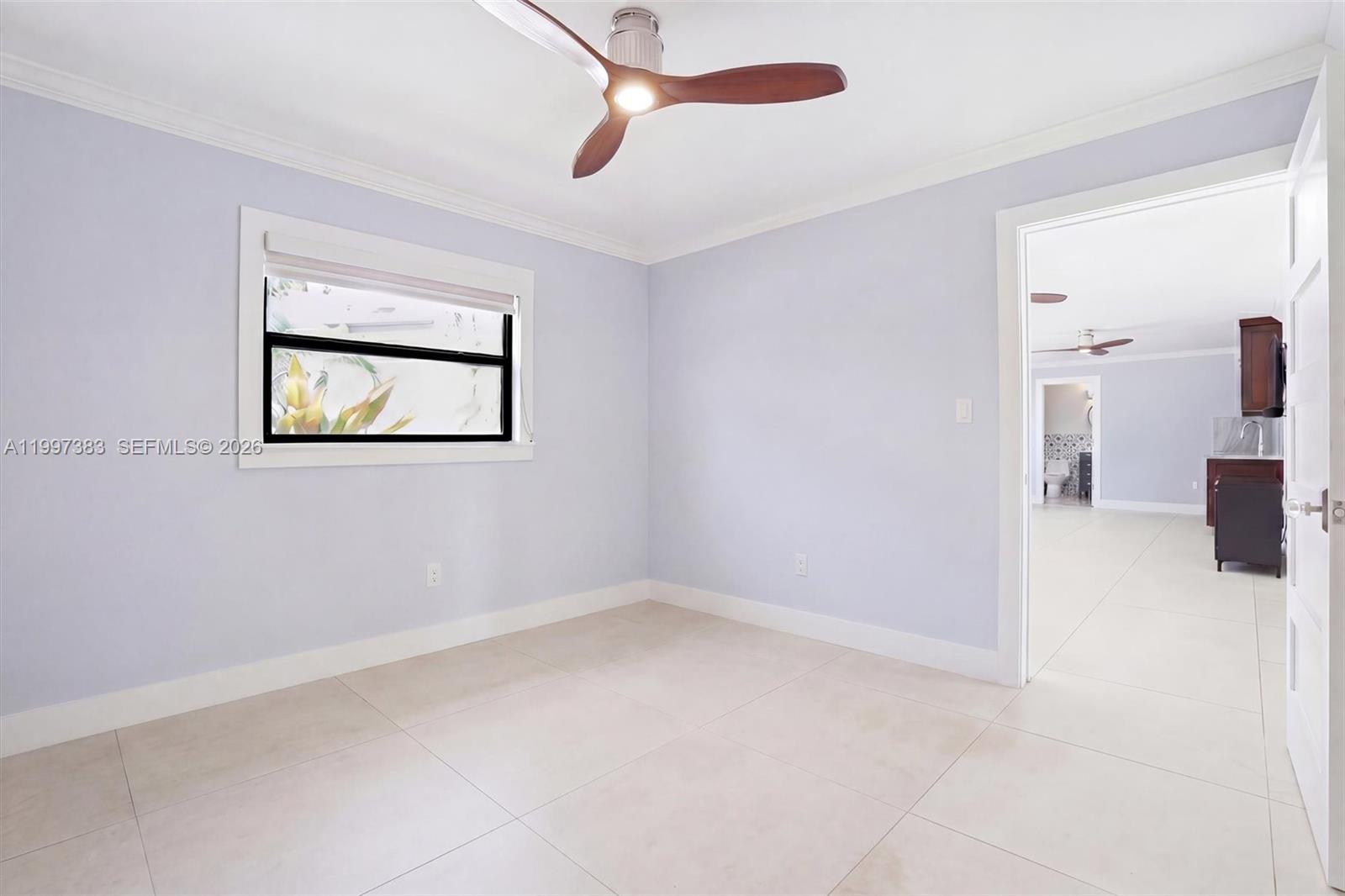 KINGS GROVE - Residential
