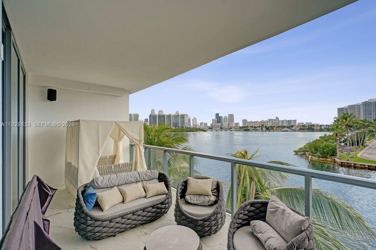 ECHO CONDO - Residential