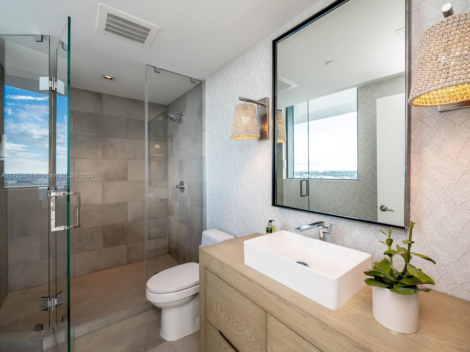 Elysee Miami - Residential Lease